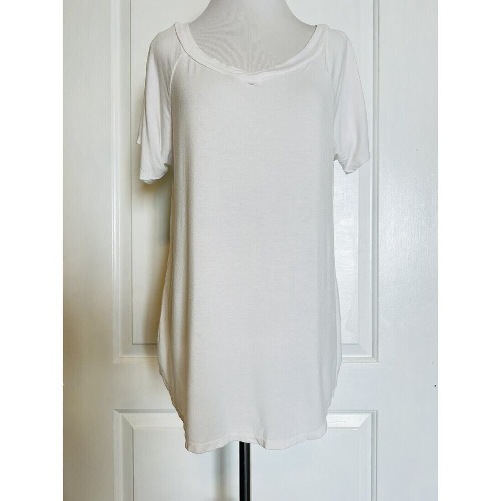 RAGGS II Riches Los Angeles Boutique White V-Neck V-Back Slinky Rayon T-Shirt M